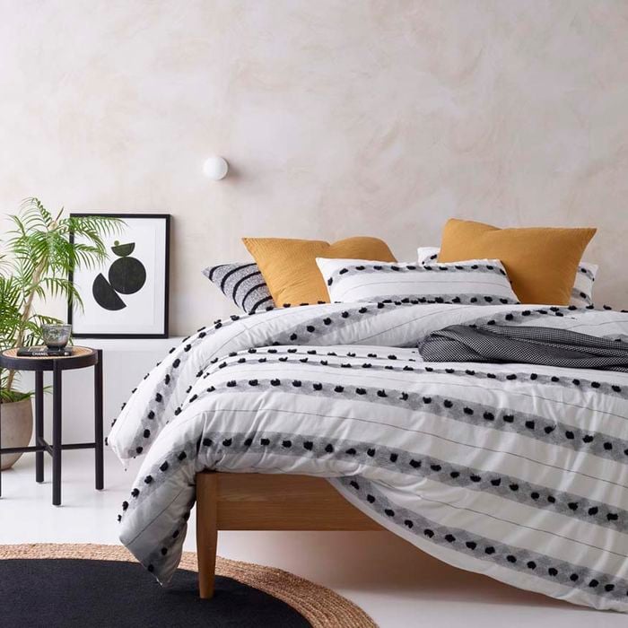 Vintage Design Homewares King White Serapian Black/White Cotton Quilt Cover Set