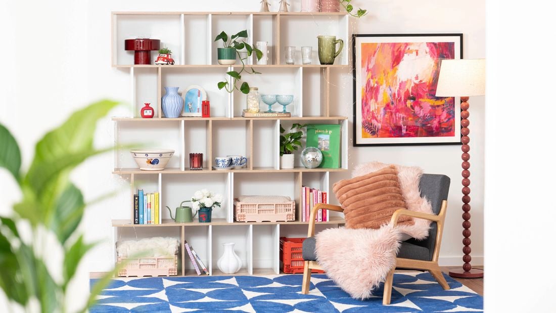 How to style a shelf