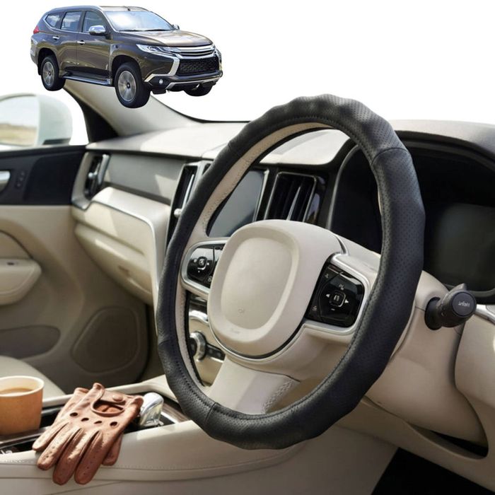 Australian Goose Steering Wheel Cover for Mitsubishi Pajero Sport 2015 - Current (KR/KS/QE/QF) Circle Black