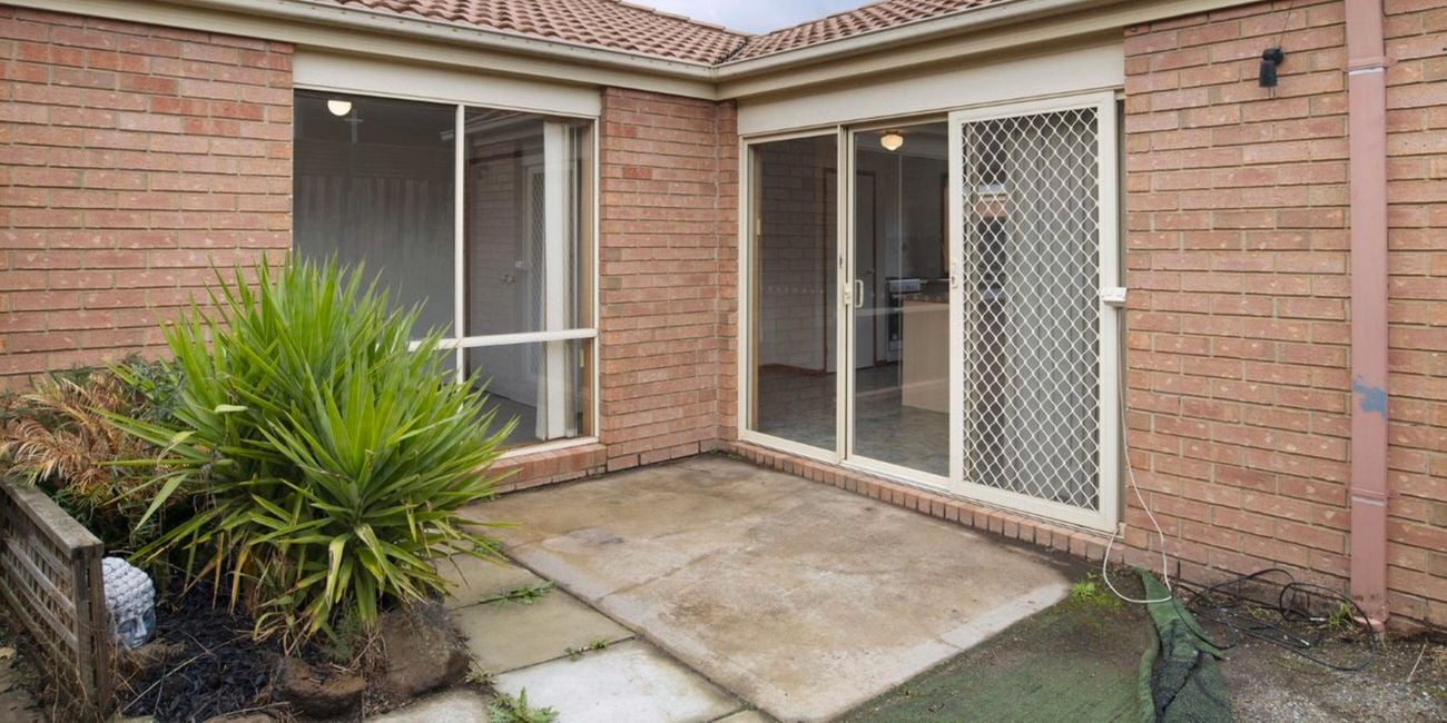Before - Old - Backyard - Wide.jpg
