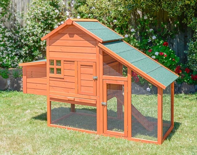 The Pinnacle 'Manor' Chicken Coop.