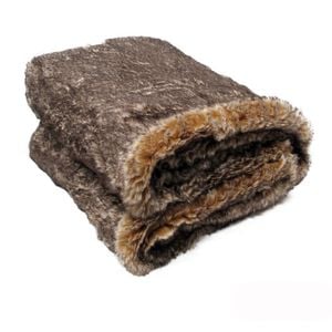 Sia Luxury Range Faux Fur Throw Rug 127 x 152 cm Cape Fox