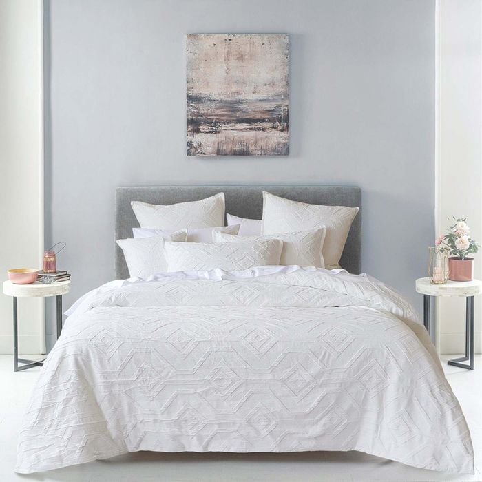 Bianca Kora Polyester Jacquard/cotton White Quilt Cover Set - Queen