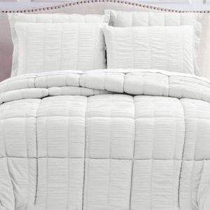 Hotel Living Seersucker Comforter Set White Queen