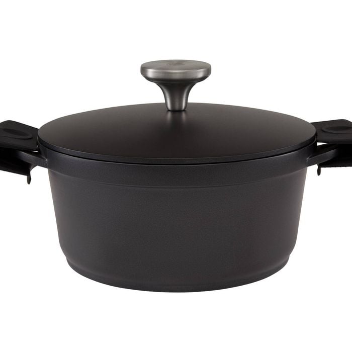 Maxwell And Williams Cast Lite Non Stick Casserole Black 20cm 2.4L Gift Boxed