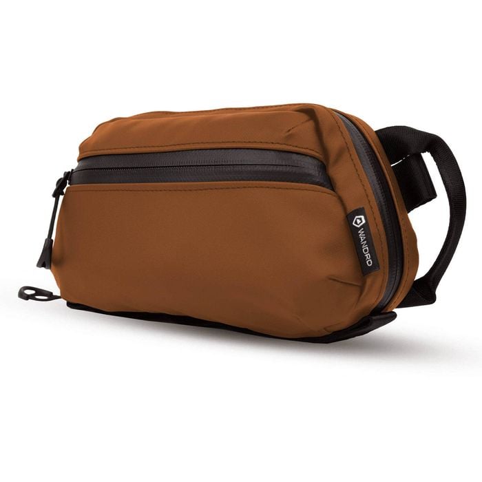 Wandrd Tech Bag Medium - Sedona Orange