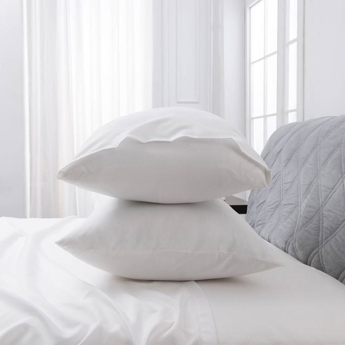 LINENOVA 2PCS Bamboo Blend Cooling Pillowcases Pillow Case - White,European
