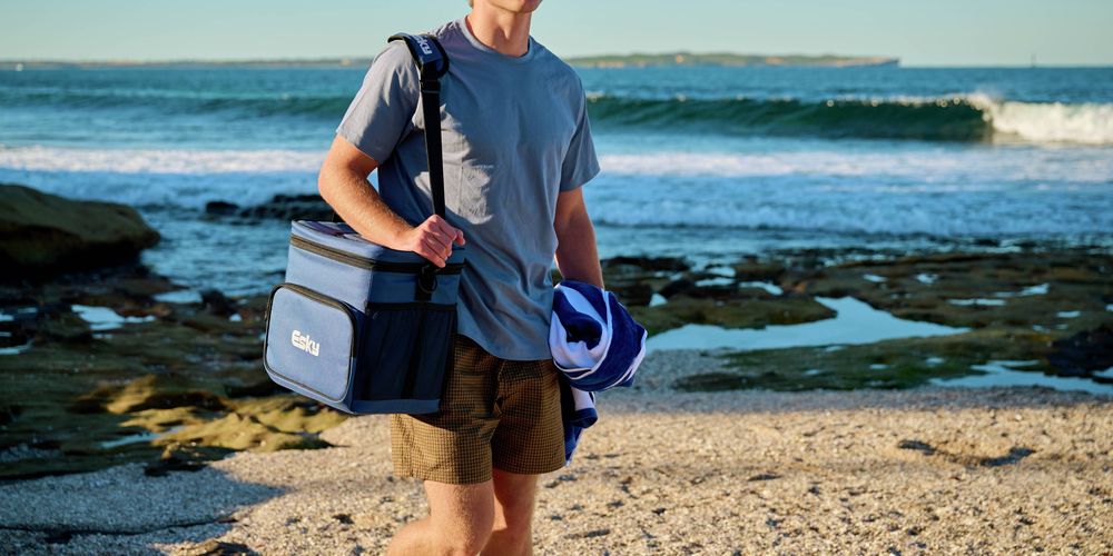 Keep refreshments cool with Esky Hyrbid Cooler