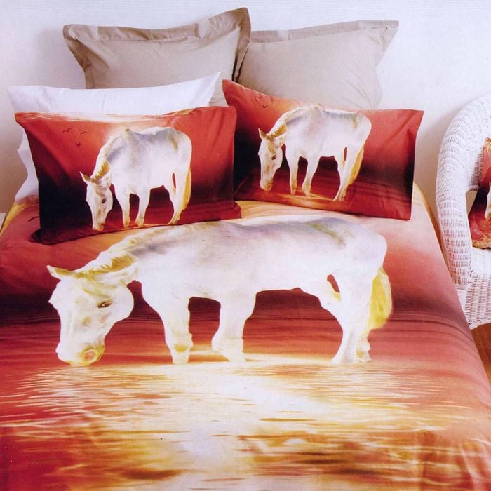 Just Home White Sunset Red Quilt Cover Set Queen