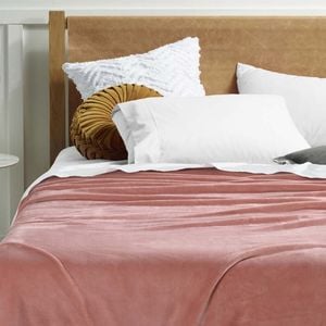 Accessorize Bedroom Collection 240cm x 260cm Pink Super Soft Plush Blanket QB/KB