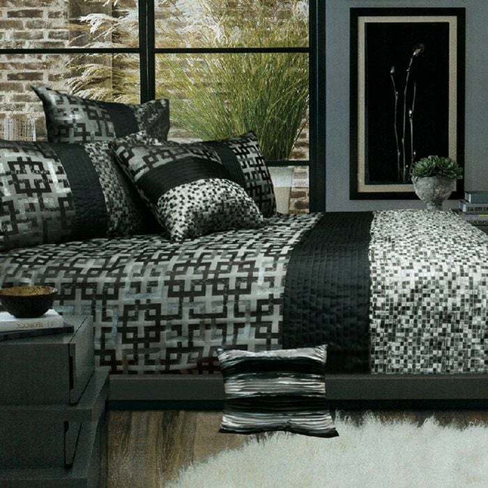 Phase 2 Galaxy Jacquard Quilt Cover Set Queen