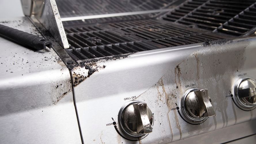 Tough and heavy cleaning task on stoves