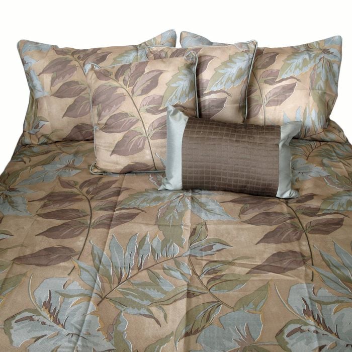 Bloomington 6-Piece Capri Quilt Cover Bed Pack Queen