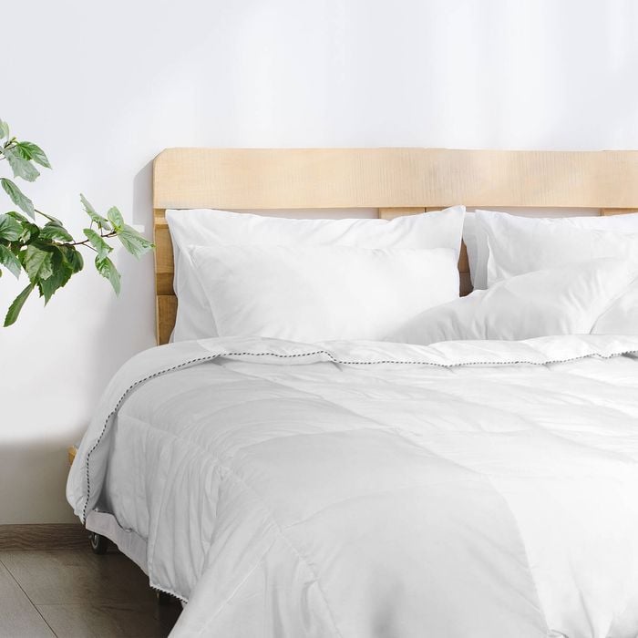 Royal Comfort Bamboo Blend Quilt 250gsm Duvet White Queen