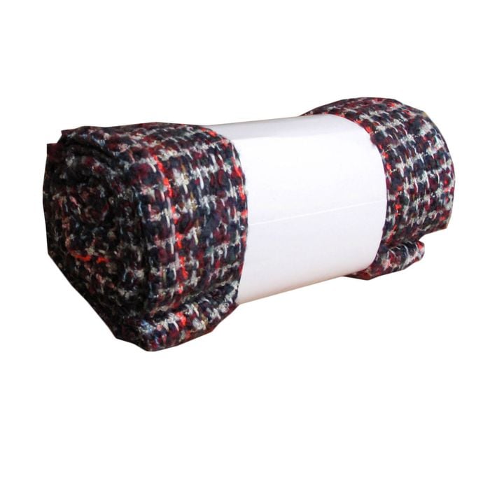 Hotel Living Evie Knitted Fringe Throw Rug D7