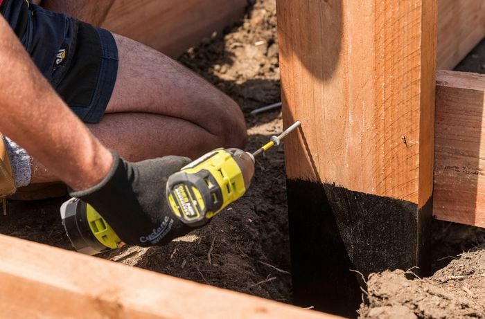 Secure uprights to sleepers with bugle batten screws