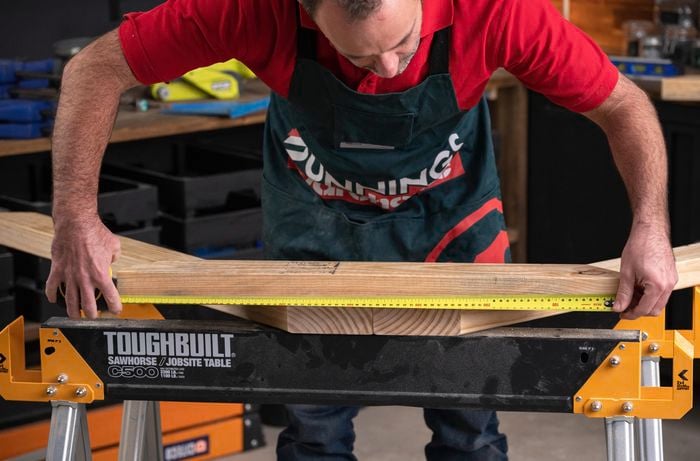 Attaching picnic table legs to the picnic table