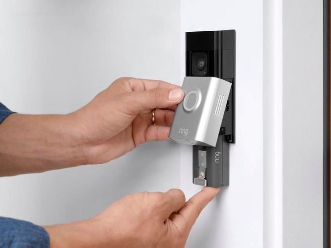 Brand page - Ring - Battery Video Doorbell Plus - Lifestyle-2