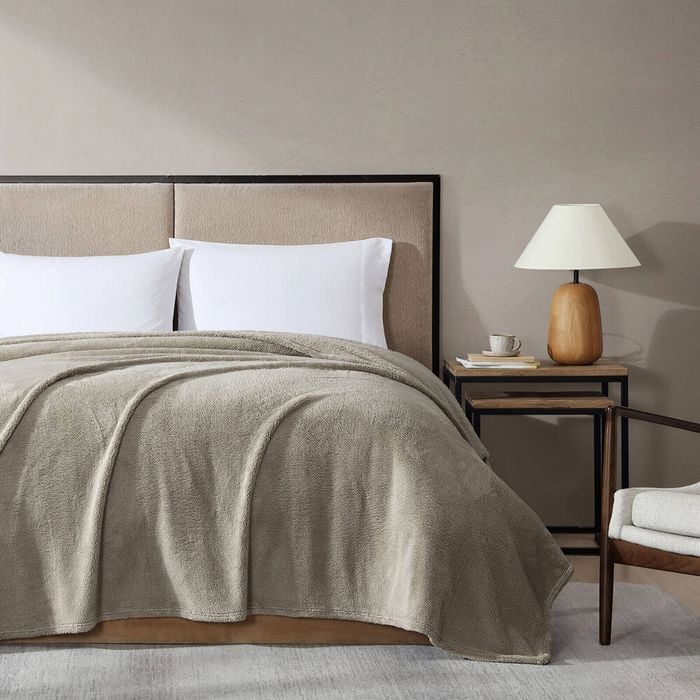 Ardor Boudoir Polyester Teddy Fleece Blanket Natural 245x240cm