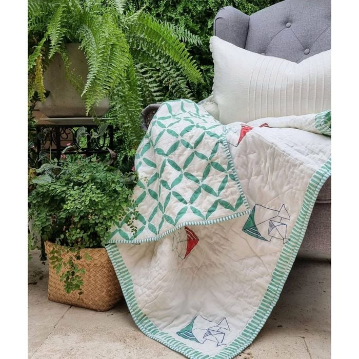 GOTS Certified Organic Cotton Reversible Baby Quilt 100x120cm Pretty Kites Green
