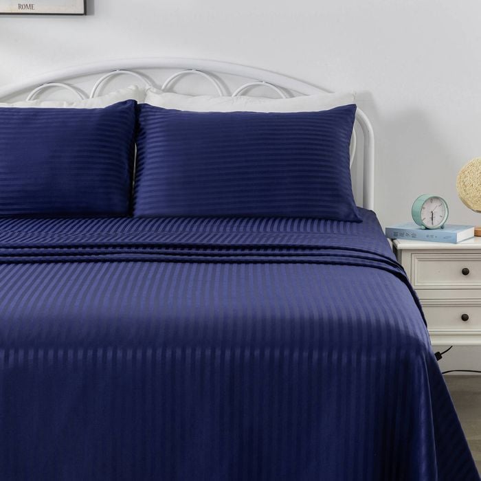 LINENOVA 1800TC Striped Microfibre Sheet Set-Navy Double