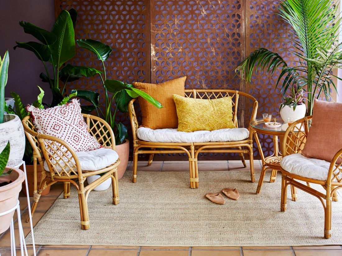 DIY Advice Image - How to create a balcony garden. G Drive blob storage upload.