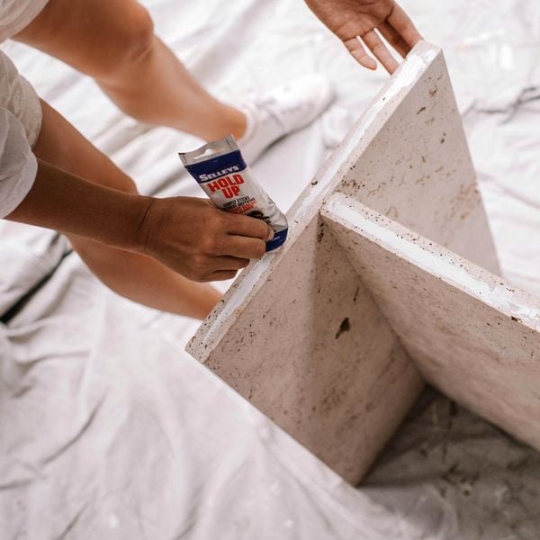 Gluing terrazzo tiles