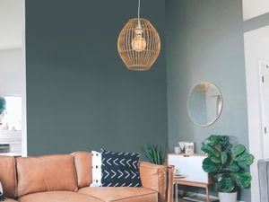 bathroom with a bathtub