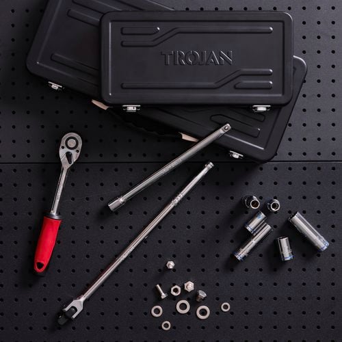 Trojan socket set with peg background