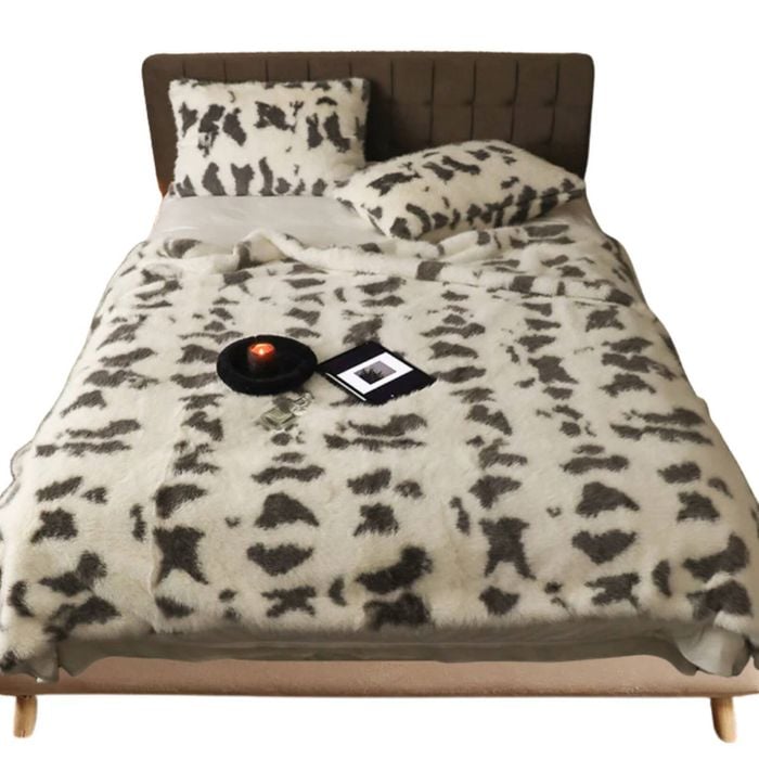 Anycozy Throw Blanket 160×200cm White Giraffe Plush Fur Soft Warm Autumn