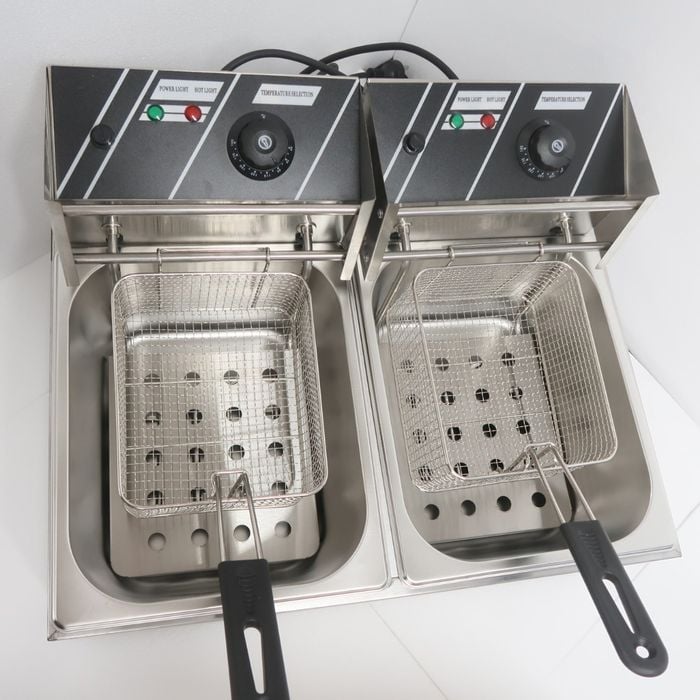 Benchstar Ef-82 Double Pan Benchtop Electric Fryer 2x5.5 L