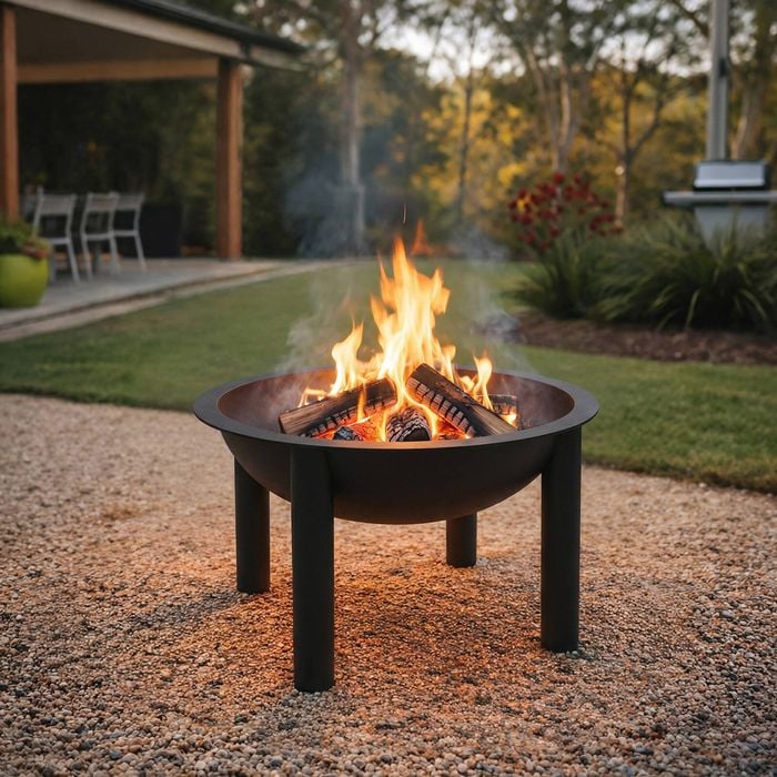 Jumbuck Black Round Firepit With Flat Lid