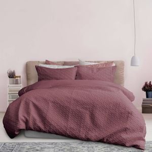Ardor Leonardo Deep Pink Embossed Quilt Cover Set Single