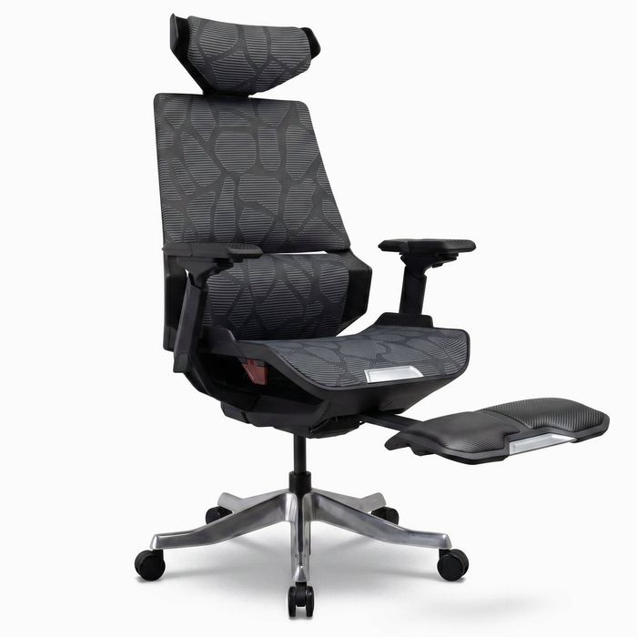 Desky Vanguard Gaming Chair With Footrest