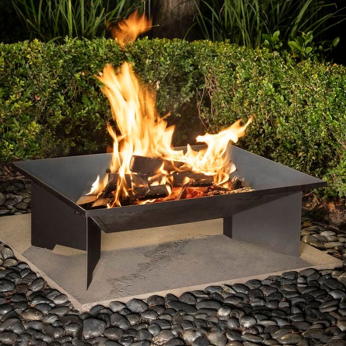 Jumbuck 72cm x 54cm Black Steel Rectangular Fire Pit 