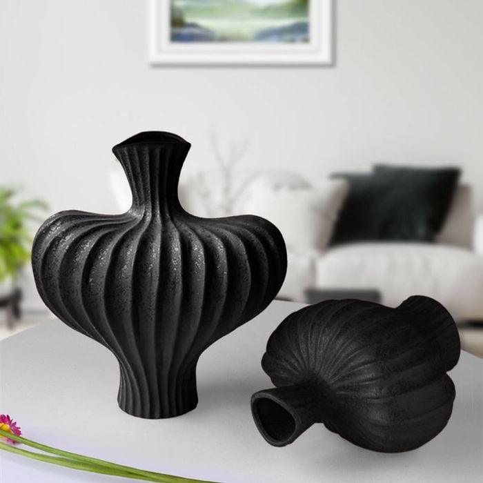 SOGA 25x24cm Matte Black Vase - Bunnings Australia