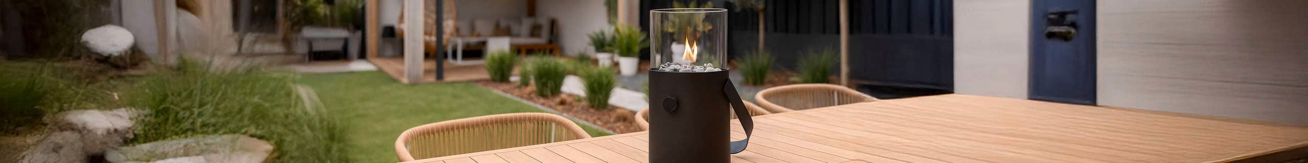 Cosi header image of lantern
