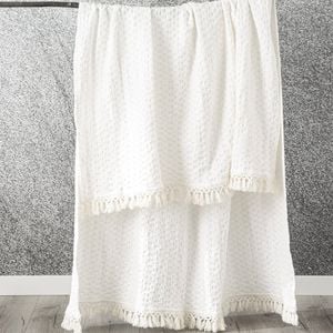 Renee Taylor Alysian Throw Blanket 130x200cm White