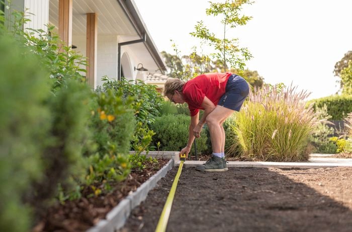 D.I.Y. - Step 2 - How to grow grass from lawn seed