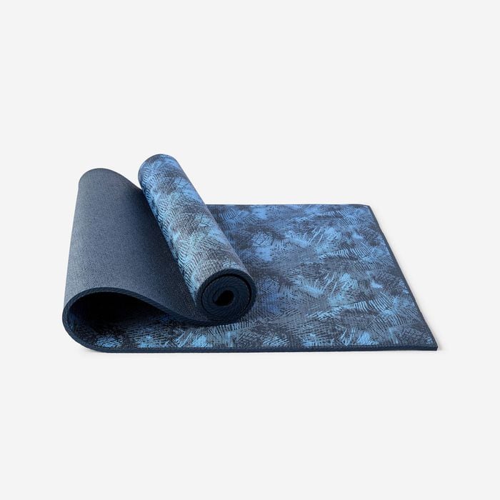 Decathlon - 8 Mm Grippy And Comfortable Gentle Yoga Mat - Dark Blue - One Size