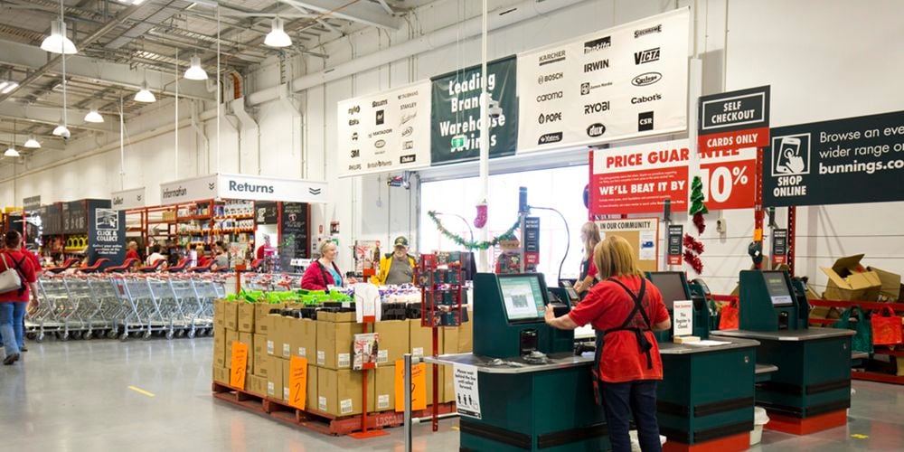 Registers with the entrance