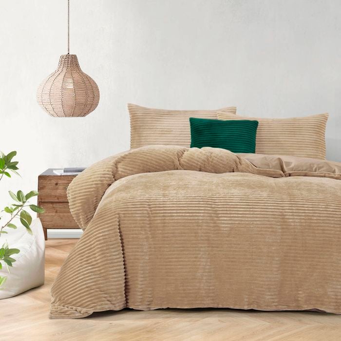 Dreamaker Embossed Teddy Fleece Quilt Cover Set Natural Fawn Queen Bed
