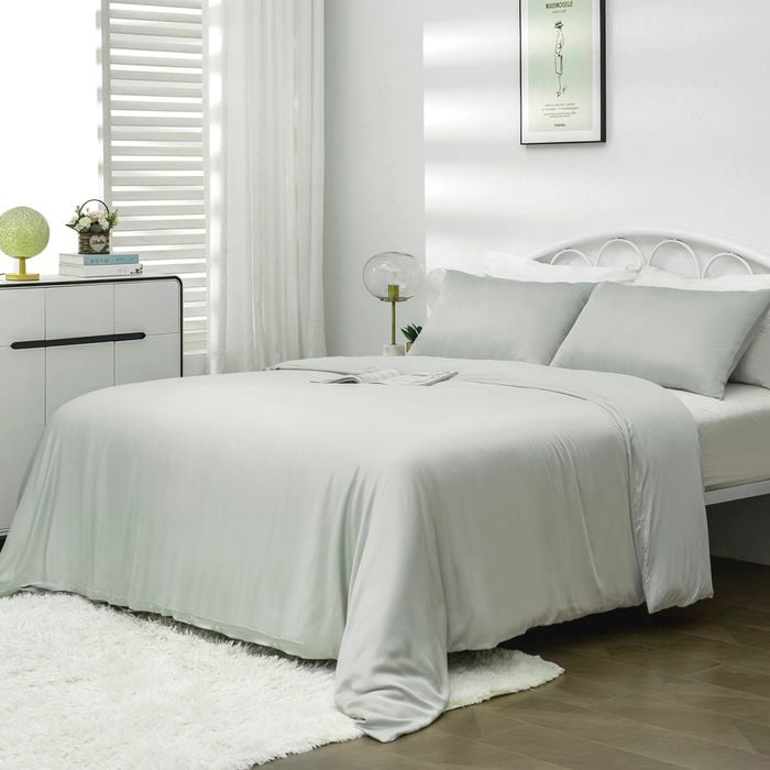 LINENOVA 100% Organic Bamboo Quilt Cover Set - Queen,Light Grey