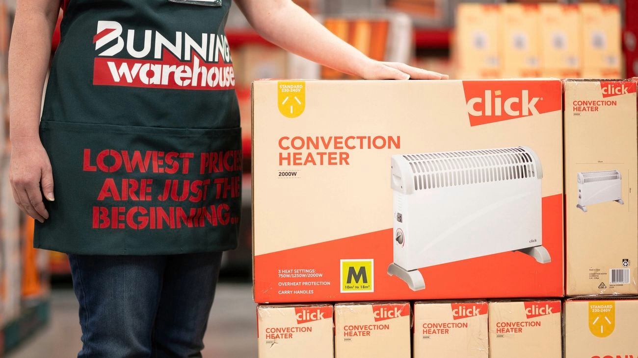 Indicating a 2000W convection heater.