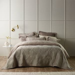 Bianca Kairo Coverlet Set Champagne Queen/King Bed with Pillowcase