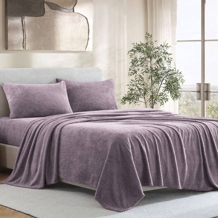 Ardor Boudoir Queen Teddy Fleece Bed Sheet w/ Pillowcase Set - Mauve