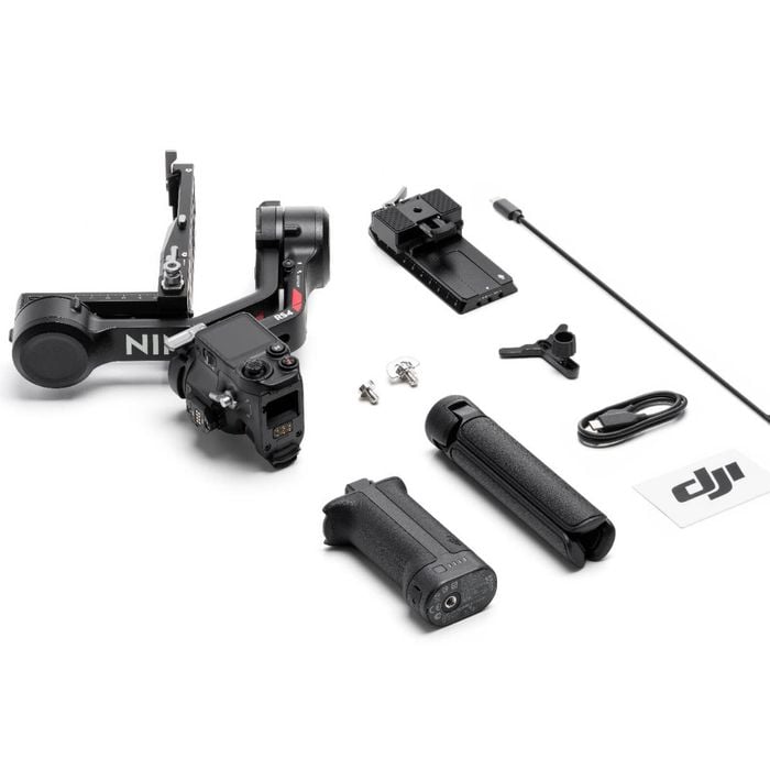 DJI RS 4 Combo Gimbal Stabiliser