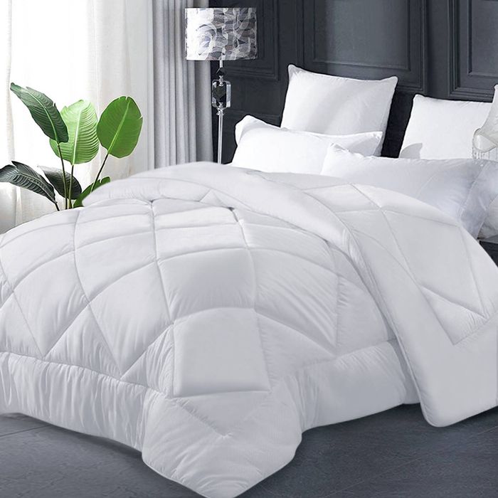 Giselle Bedding King Size 400gsm Microfibre Quilt