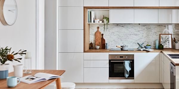 White cabinets  - Marble splashback - Wooden benchtop - Scandi kitchen - Wide
