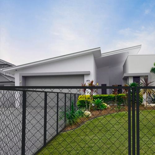 modern-black-steel-mesh-fencing
